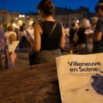 Festival villeneuve les avignon : brochure Villeneuve en Scène et public à Villeneuve-lès-Avignon